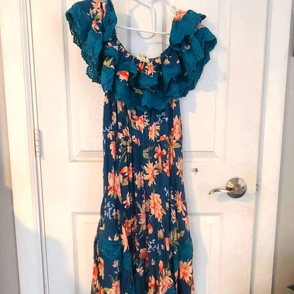 Floral maxi dress